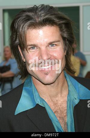 1er janvier 1980 - Hollywood, Californie, USA - BLAKE GIBBONS ..K26554MR- SERVICE DE PREMIERE, ARCLIGHT CINEMA., Hollywood, CA.OCT. 5 2002. MILAN RYBA / 2002(Credit Image : © Globe Photos/ZUMAPRESS.com) Banque D'Images