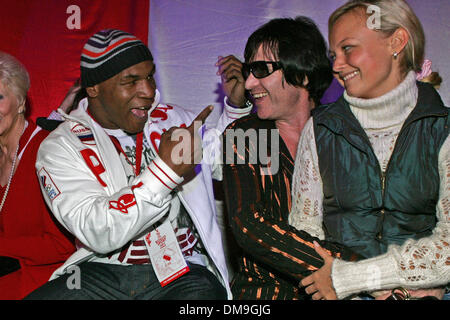 Célèbre boxeur américain Mike Tyson s'est rendue à Moscou.(Image Crédit : © PhotoXpress/ZUMA Press) RESTRICTIONS : l'Amérique du Nord et du sud de l'homme SEULEMENT ! Banque D'Images