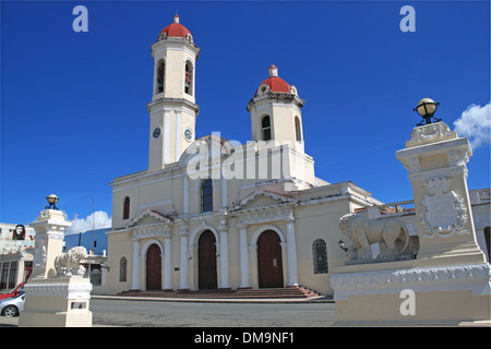 Catedral de la Purísima Concepción, Parque José Martí, Cienfuegos, Cienfuegos province, à Cuba, mer des Caraïbes, l'Amérique centrale Banque D'Images