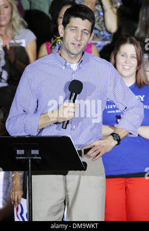 Paul Ryan candidate à la vice-présidence républicaine Paul Ryan parle au cours de Las Vegas rassemblement à Palo Verde High School Las Vegas Banque D'Images