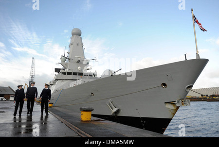 Le HMS Glasgow-construit Defender revient à sa ville natale de Glasgow pour la toute première fois. Banque D'Images