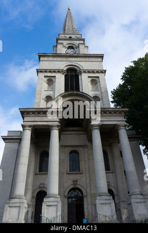 L'avant et flèche de l'église Christ Church Spitalfields dans l'Est de Londres par Nicholas Hawksmoor datant de 1714. Banque D'Images