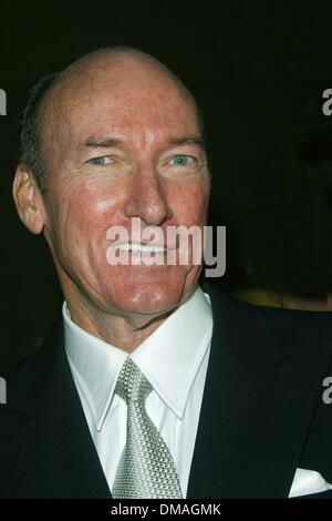 18 oct., 2002 - Los Angeles, Californie, USA - ED LAUTER..18e REMISE ANNUELLE DES PRIX D'EXCELLENCE EN ARTIOS CASTING.BEVERLY HILLS HILTON HOTEL, CA.17 octobre 2002. NINA PROMMER/ 2002 K26765NP(Image Crédit : © Globe Photos/ZUMAPRESS.com) Banque D'Images