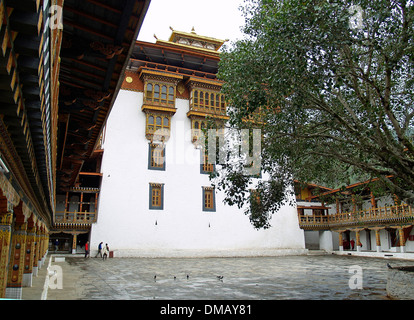 La cour intérieure de l'Punakha Dzong,Bhoutan Banque D'Images