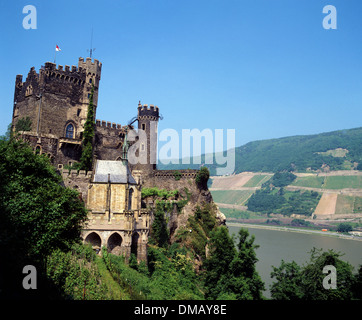 Vue sur le château Rheinstein, Germany, Europe Banque D'Images