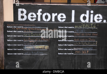 "Avant de mourir" de l'installation d'art public à Portland, Maine. Banque D'Images