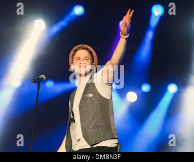 Olly murs s'effectue à vivre dans le cadre de l'Hippodrome de Kempton Kempton Live 2012 Surrey England - 17.08.12 Banque D'Images