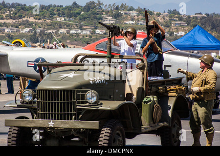 Une demi-tonne Dodge 4x4 camion à l'Envolées Camarillo de Camarillo Airshow en Californie en août 2011 Banque D'Images