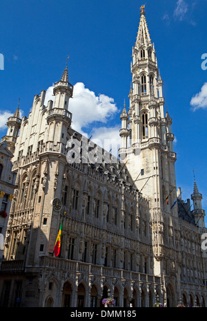 Hôtel de Ville de Bruxelles situé sur la Grand Place. Banque D'Images