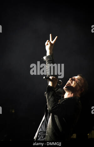 20 octobre 2009 - Phoenix, Arizona, États-Unis d'Amérique - superstars Musique U2 en concert sur scène, mené par le chanteur Bono, à l'University of Phoenix Stadium à Phoenix, Arizona pendant leur degré 2009360 tournée nord-américaine. (Crédit Image : © inférieur gène/global/ZUMApress.com) Southcreek Banque D'Images