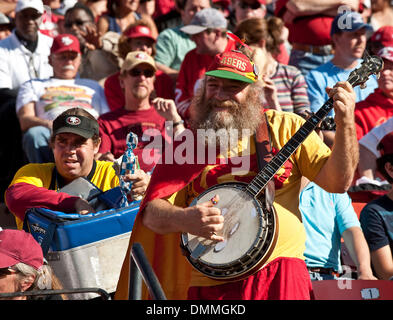 Nov 08, 2009 - San Francisco, Californie, États-Unis - San Francisco 49ers vs Titans Tennessee à Candlestick Park Dimanche, Novembre 08, 2009. La journée avait commencé avec grand Bango Guy et hot-dogs. (Crédit Image : © Al/ZUMApress.com) Golub Banque D'Images