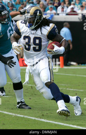 18 octobre 2009 : Steven Jackson en action dans le jeu entre les Jacksonville Jaguars et les Rams de Saint-Louis à Jacksonville Municipal Satdium à Jacksonville, FL. Saint Louis mène à la moitié. (Crédit Image : © Global/ZUMApress.com) Southcreek Banque D'Images