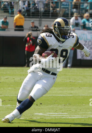 18 octobre 2009 : Steven Jackson en action dans le jeu entre les Jacksonville Jaguars et les Rams de Saint-Louis à Jacksonville Municipal Satdium à Jacksonville, FL. (Crédit Image : © Global/ZUMApress.com) Southcreek Banque D'Images