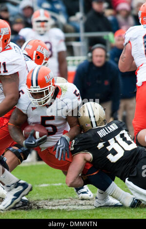 25 Octobre 2009 : Illinois vs Purdue Boilermakers .(5) Mikel Leshoure. Purdue a défait l'Illinois 24-14 dans le match joué au Stade Ross-Ade, dans la région de West Lafayette, IN. (Crédit Image : © Global/ZUMApress.com) Southcreek Banque D'Images