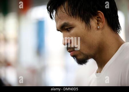 Nov 06, 2009 - Hollywood, Californie, USA - Champion du Monde Six-Time MANNY "PACMAN" PACQUIAO pendant un entraînement à Freddie Roach's Wild Card Club de boxe à Hollywood en Californie. Comme la boxe n°1 livre-pour-livre, 2008 king Fighter de l'année et un héros national aux Philippines, Pacquiao fera face à trois fois champion du monde, M. pour la terre cuite Poids welter WBO Championship au MGM G Banque D'Images