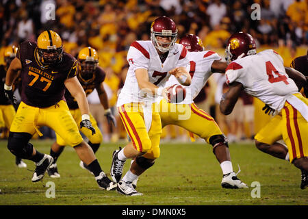 7 novembre 2009 : USC Quarterback Matt Barkley (7) en action lors d'un match de football entre les NCAA Arizona State Sun Devils de l'université et de l'USC Trojans au Sun Devil Stadium de Tempe, Arizona, remporté par les Trojans, 14-9.(Image Crédit : © Max Simbron/Cal/ZUMApress.com) Media Sport Banque D'Images