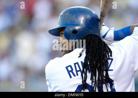 06 Septembre 2009 : action de jeu entre les Padres de San Diego et à Los Angeles au Dodger Stadium. Le voltigeur Manny Ramirez Dodger attend son tour à la batte sur le cercle sur le pont. (Crédit Image : © Global/ZUMApress.com) Southcreek Banque D'Images
