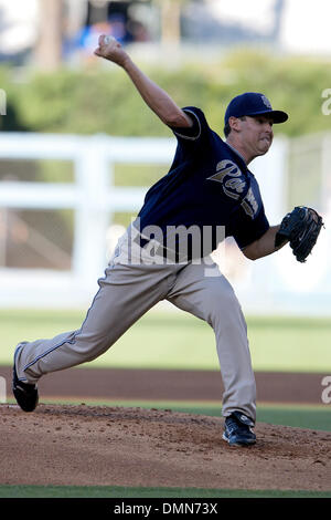 06 Septembre 2009 : action de jeu entre les Padres de San Diego et à Los Angeles au Dodger Stadium. Le lanceur partant des Padres Tim Stauffer fait un pas lors de la deuxième manche. (Crédit Image : © Global/ZUMApress.com) Southcreek Banque D'Images