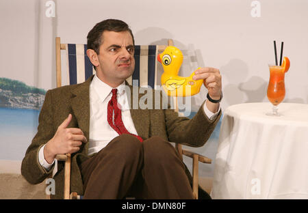 Rowan Atkinson au photocall de son nouveau film "M. Bean. Maison de vacances du Bean' à Berlin. Banque D'Images