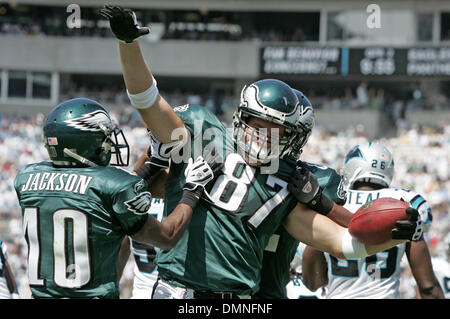 13 septembre 2009 : Philadelphia Eagles tight end Brent Celek # 87 célèbre après son atterrissage à l'encontre de Caroline du Nord au premier trimestre. Les Panthers ont joué les Philadelphia Eagles à Bank of America Stadium à Charlotte, Caroline du Nord. (Crédit Image : © Global/ZUMApress.com) Southcreek Banque D'Images