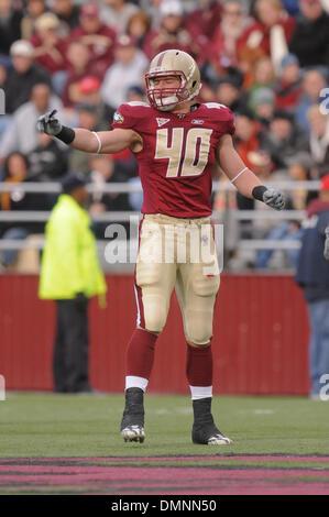 17 octobre 2009 - Chestnut Hill, Massachusetts, États-Unis - 17 octobre 2009 : Boston College de secondeur Luke Kuechly (40) (Crédit Image : © Geoff Bolte/ZUMApress.com) Southcreek/mondial Banque D'Images