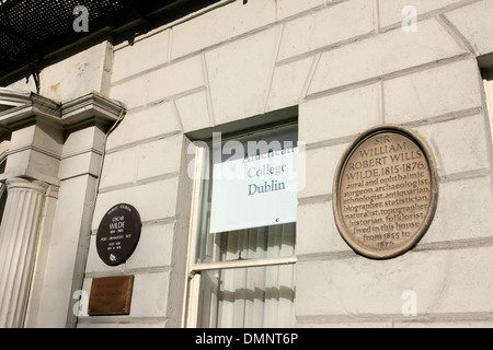 La maison d'Oscar Wilde et le père de famille maintenant l'American College de Dublin Banque D'Images