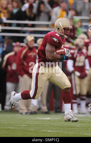 17 octobre 2009 - Chestnut Hill, Massachusetts, États-Unis - 17 octobre 2009 : Boston College's Jeff Smith (6) (Crédit Image : © Geoff Bolte/ZUMApress.com) Southcreek/mondial Banque D'Images