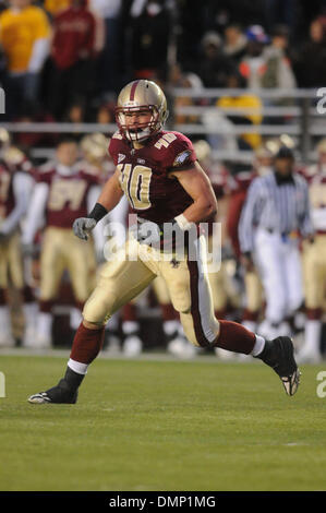 17 octobre 2009 - Chestnut Hill, Massachusetts, États-Unis - 17 octobre 2009 : Boston College de secondeur Luke Kuechly (40) (Crédit Image : © Geoff Bolte/ZUMApress.com) Southcreek/mondial Banque D'Images