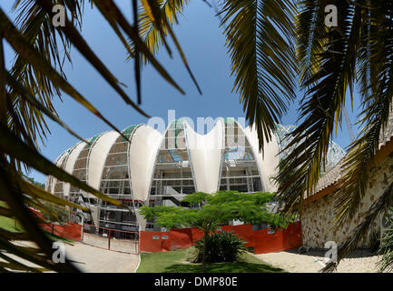 Porto Alegre, Brésil. Le 15 décembre, 2013. Vue sur le stade "Stade Beira Rio' à Porto Alegre, Brésil, le 15 décembre 2013. Photo : Marcus Brandt/dpa/Alamy Live News Banque D'Images