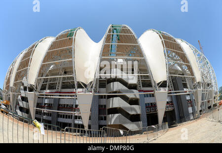 Porto Alegre, Brésil. Le 15 décembre, 2013. Vue sur le stade "Stade Beira Rio' à Porto Alegre, Brésil, le 15 décembre 2013. Photo : Marcus Brandt/dpa/Alamy Live News Banque D'Images