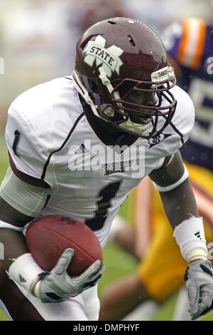 26 septembre 2009 - STARKVILLE, Mississippi, États-Unis - 26 septembre 2009 : Le Receveur Chad Bumphis (1) avait quatre gagne 24 yards des réceptions. La LSU Tigers a vaincu les Bulldogs de MSU 30 - 26 Stade Wade Davis à Starkville en MS. (Crédit Image : © Epicéa Derden/ZUMApress.com) Southcreek/mondial Banque D'Images