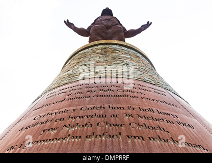 Le Guardian, memorial minière Six Cloches, Abertillery, Pays de Galles, Royaume-Uni Banque D'Images