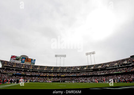 18 oct., 2009 - Oakland, Californie, États-Unis - 18 octobre 2009 : les aventuriers et les aigles au cours d'action de jeu le dimanche à l'Oakland Coliseum à Oakland, Californie l'Oakland Raiders défait les Philadelphia Eagles 13-9. (Crédit Image : © Konsta Goumenidis ZUMApress.com)/global/Southcreek Banque D'Images