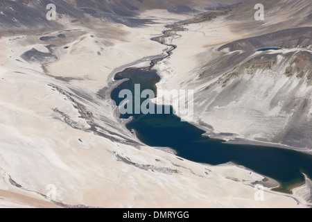 Volcanco vent coulée de Crater Lake Andes Chili Banque D'Images