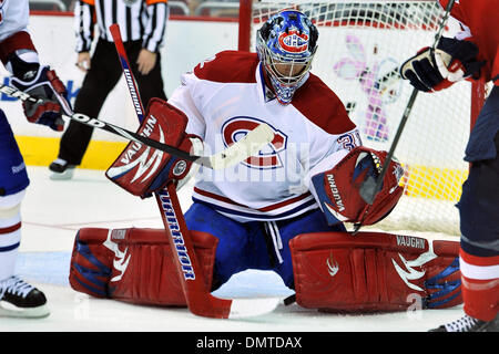 Canadiens de Montréal à Washington, Washington DC. Verizon Center. Gardien de but des Canadiens de Montréal Carey Price (31) survit à la troisième période de l'expansion au cours de la LNH, au Verizon Center. (Crédit Image : © Roland Pintilie/global/ZUMApress.com) Southcreek Banque D'Images