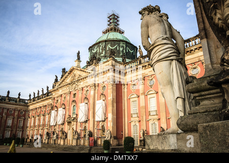 Le Neues Palais (nouveau palais) à Postdam, Allemagne Banque D'Images