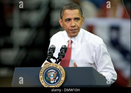 17 septembre 2009 - College Park, Maryland, États-Unis - 17 septembre 2009 : le président Barack Obama est titulaire d'une réforme de l'assurance-santé rassemblement à l'Université du Maryland à College Park dans le Maryland Le président a parlé de sa réforme de l'assurance-santé directement à environ 17 000 Marylanders et l'Université d'étudiants. (Crédit Image : © Global/ZUMApress.com) Southcreek Banque D'Images