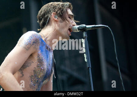 Tyson Ritter chanter pendant la Blink 182 avec Fall Out Boy et Parabellum au Journal Pavillion à Albuquerque, NM. (Crédit Image : © Long Nuygen/global/ZUMApress.com) Southcreek Banque D'Images