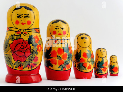 - Matryoshkas Poupées Russes d'emboîtement Banque D'Images