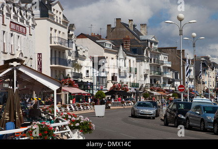 La Baule Escoublac, communément appelé La Baule, Street View dans le port. France Banque D'Images