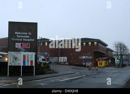 Vue générale de l'Hôpital général Tameside en Ashton-Under-Lyne, Lancashire. Banque D'Images