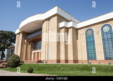 Centre national des Arts, Liboslari Galereyasi Ozbek, Tachkent, Ouzbékistan Banque D'Images