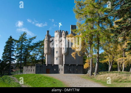 Braemar castle en automne Banque D'Images