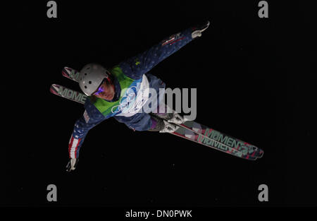 22 février 2010 - Vancouver, Colombie-Britannique, Canada - SCOTTY BAHRKE (USA) fait concurrence au cours de sauts hommes qualificatifs aux Jeux Olympiques de Vancouver 2010 à Cypress Mountain, en Colombie-Britannique, Canada le lundi 22 février 2010. (Crédit Image : © Mike Kane/ZUMApress.com) Banque D'Images