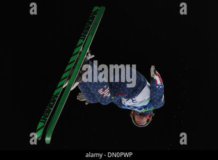 22 février 2010 - Vancouver, Colombie-Britannique, Canada - Matthieu DEPETERS (USA) fait concurrence au cours de sauts hommes qualificatifs aux Jeux Olympiques de Vancouver 2010 à Cypress Mountain, en Colombie-Britannique, Canada le lundi 22 février 2010. (Crédit Image : © Mike Kane/ZUMApress.com) Banque D'Images