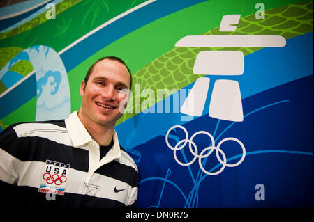 23 févr. 2010 - Vancouver, Colombie-Britannique, Canada - Team USA snowboarder TYLER JEWELL après une conférence de presse au sujet de sa qualification pour l'équipe de snowboard durant les Jeux Olympiques d'hiver de 2010. (Crédit Image : © Patrick T Fallon/ZUMApress.com) Banque D'Images