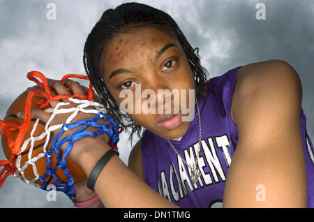 Mar 30, 2006 ; Los Angeles, CA, USA ; Basket-ball 'VICKI' BAUGH de Sacramento High School. Crédit obligatoire : Photo par Hector Amezcua/Sacramento Bee/ZUMA Press. (©) Copyright 2006 par Sacramento Bee Banque D'Images