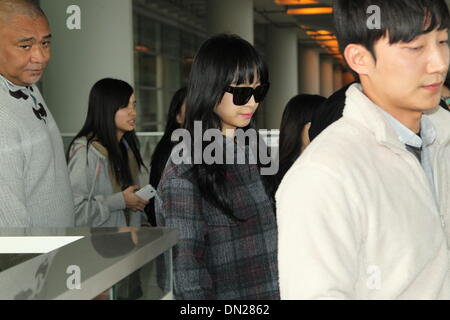 Hong Kong, Chine. 28 nov., 2013. Victoria arrive à Hong Kong, Chine Le jeudi 28 novembre, 2013. © TopPhoto/Alamy Live News Banque D'Images