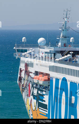 Une ligne de ferry Moby tête de Civitavecchia. Banque D'Images