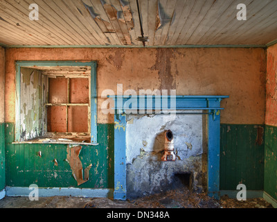 Intérieur de abandonné Croft House, North Uist, Scotland Banque D'Images